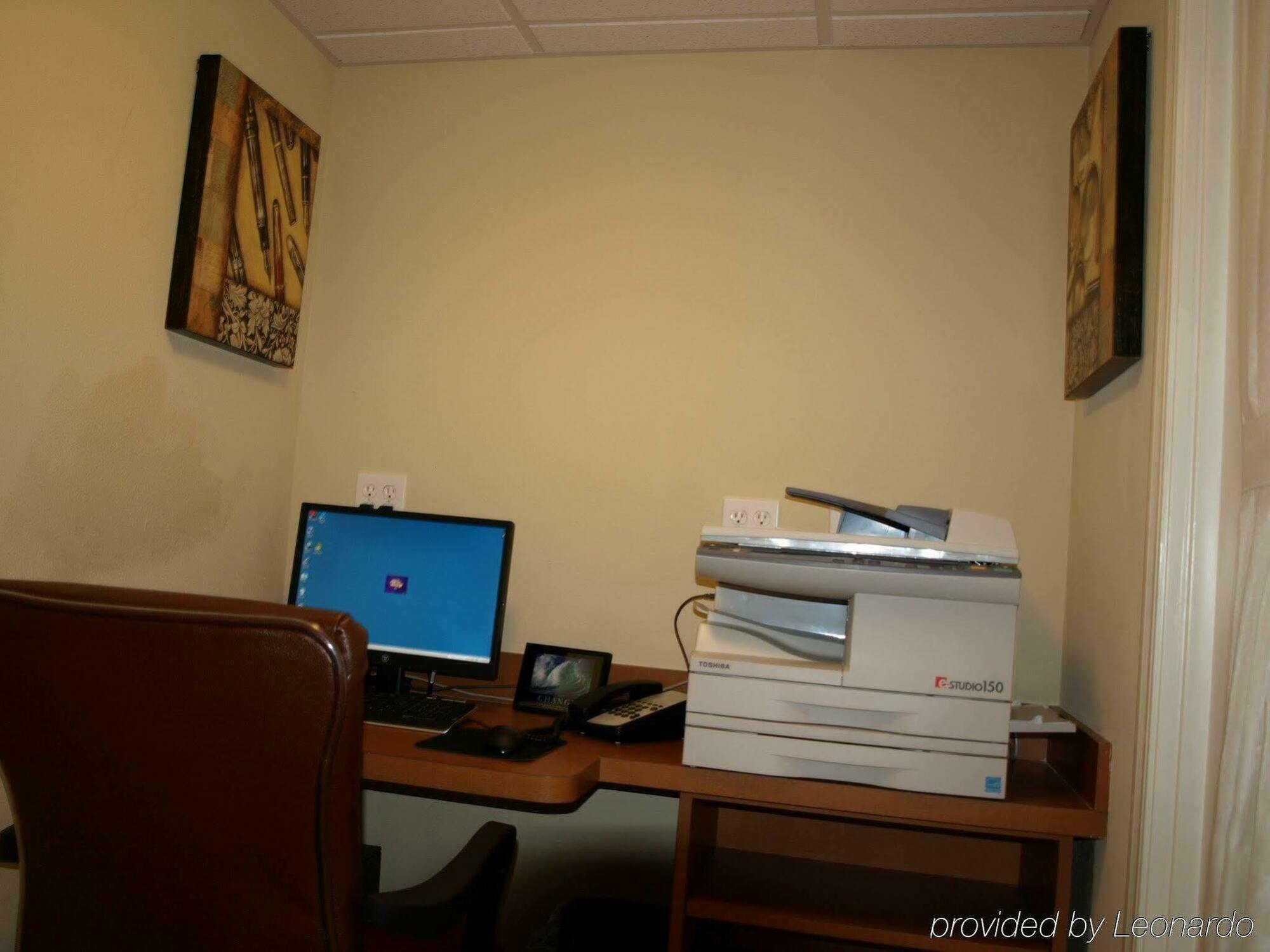 แคนเดิ้ลวูด สวีท ลาฟาแยต Hotel ลาฟาแย็ตต์ ภายนอก รูปภาพ